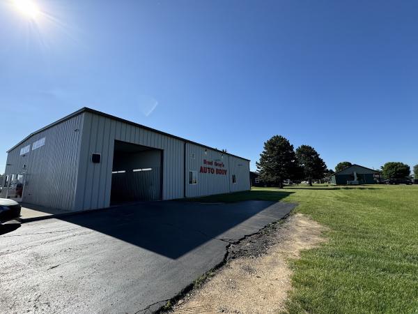 Brad Gray's Auto Body LLC