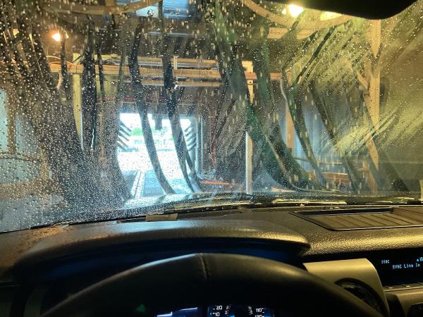 Squeeky's Car Wash