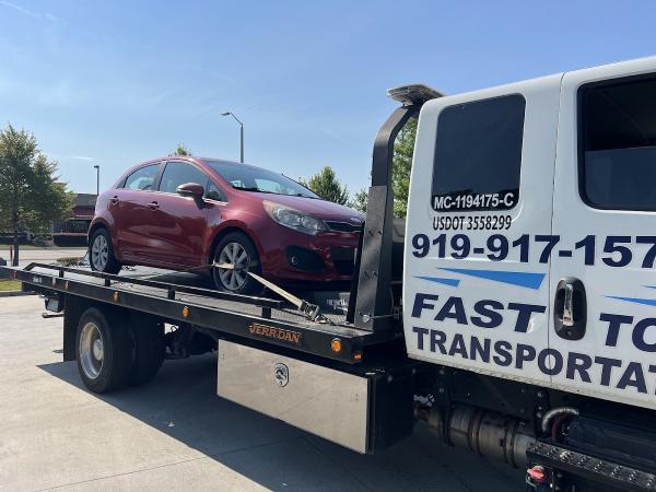 Fast Towing & Transportation