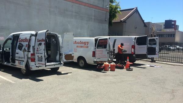 Lockology Locksmith