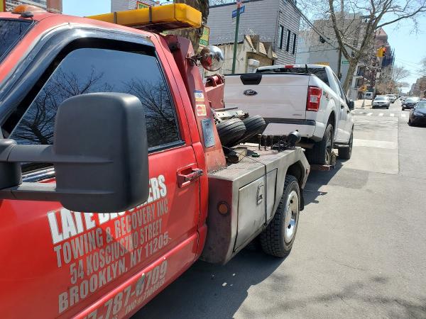 Late Bloomers Towing & Recovery