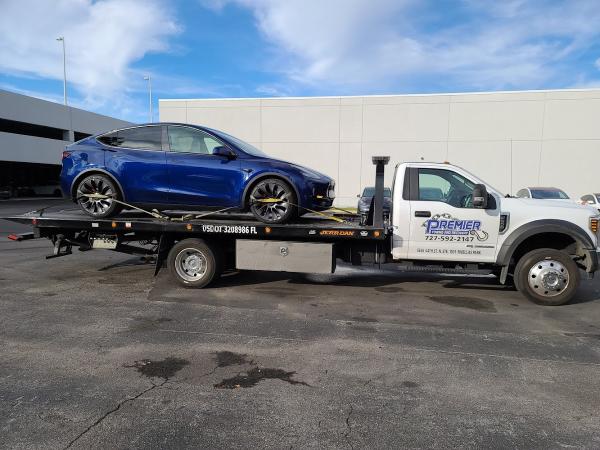 Premier Towing & Recovery