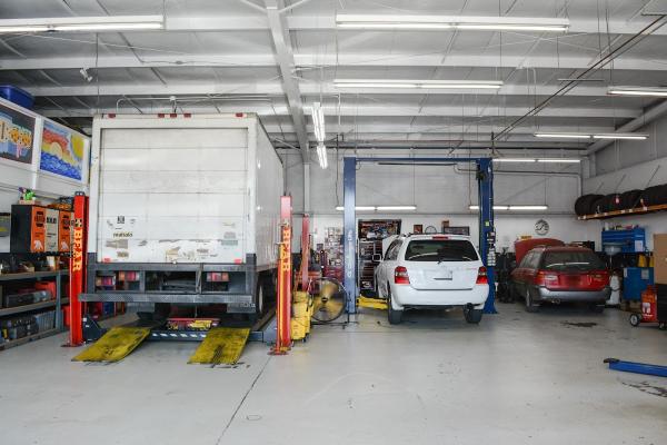 Larsen Auto Care / Sales