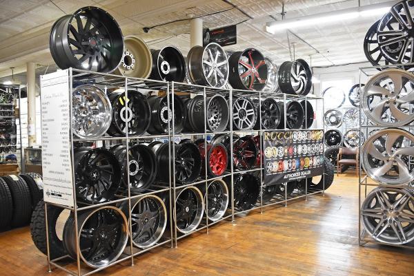 Gomez Tires & Wheels