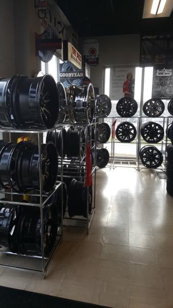 Roadmaster Tire Pros