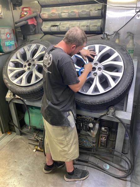 Alloy Wheel Repair Specialist