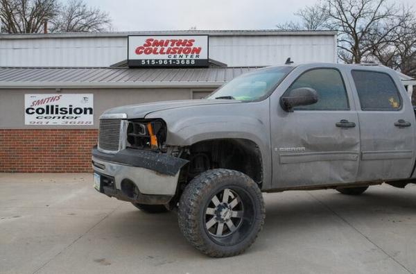 Smith's Collision Center