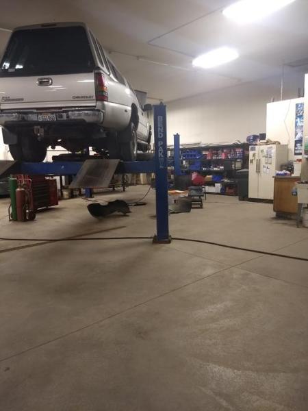 Dad's Auto Service