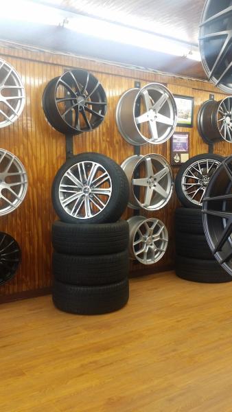 Ely's Tires