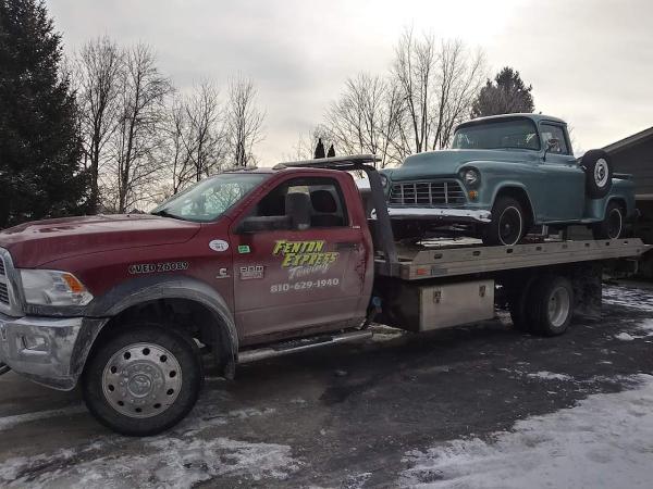 Fenton Express Towing