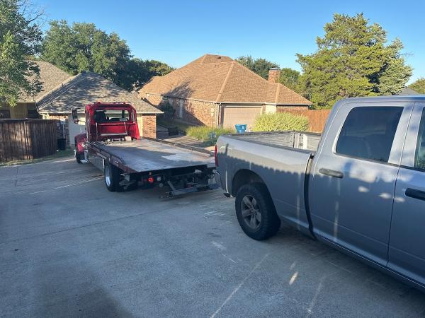 Texas Towing and Hauling
