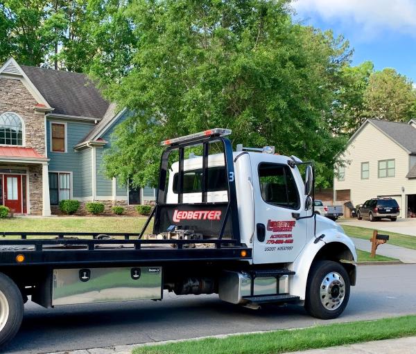 Ledbetter Wrecker & Towing