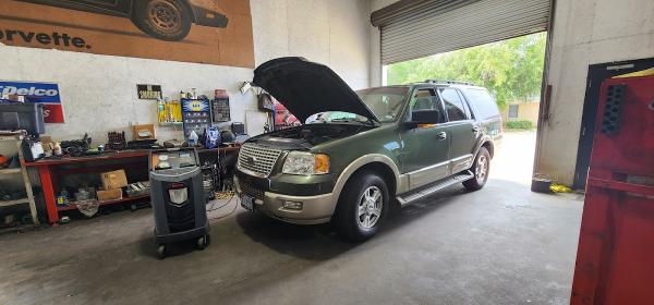 D.j's Auto Service Center