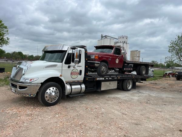 Smith's Towing