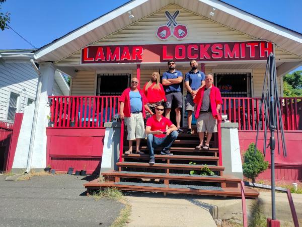 Lamar Locksmith Services LLC