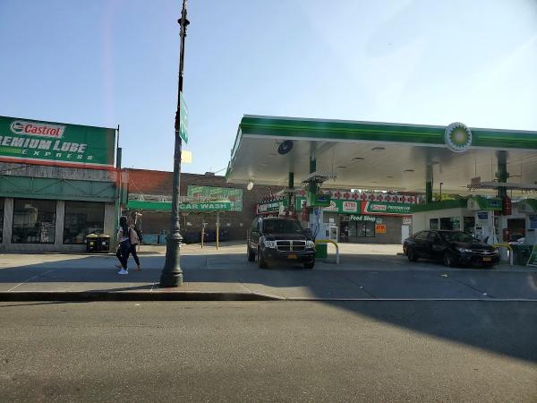 Bronx Castrol Premium Lube Express