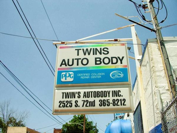 Twins Auto Body