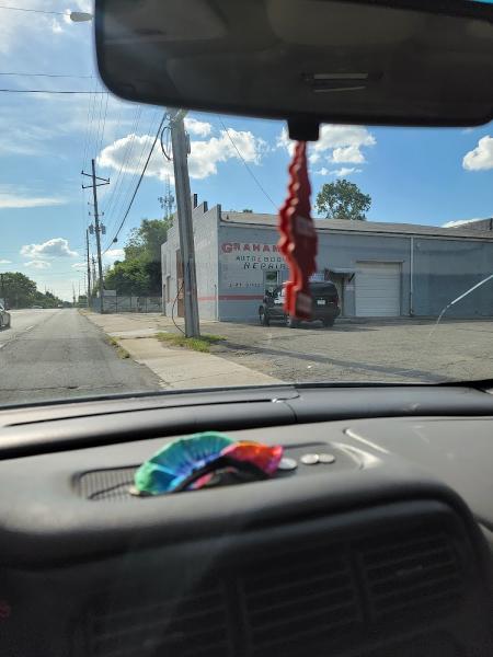 Graham's Auto & Body Shop
