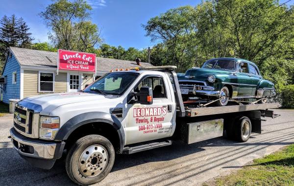 Leonard's 24 Hour Towing & Recovery