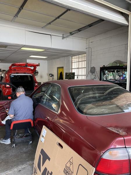 S & S Auto Glass & Tint