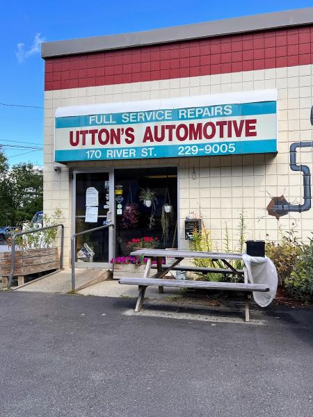Utton's Automotive