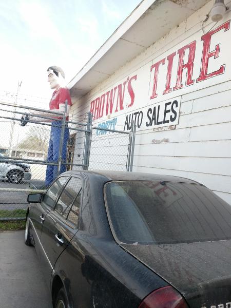 Brown's Tire & Custom Wheel Center