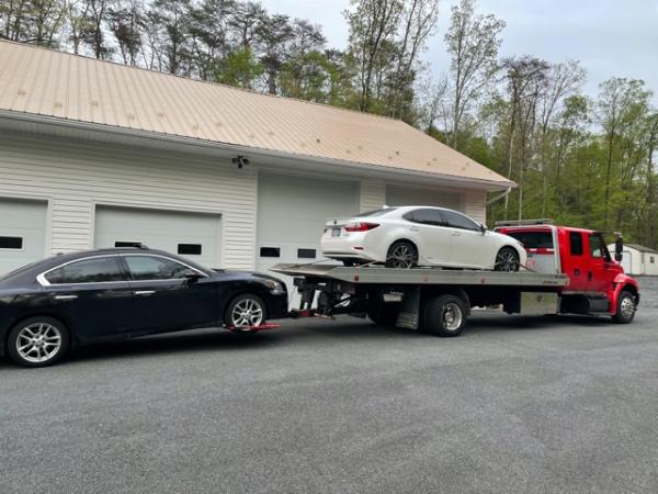 Triple D Hauling Automotive Towing