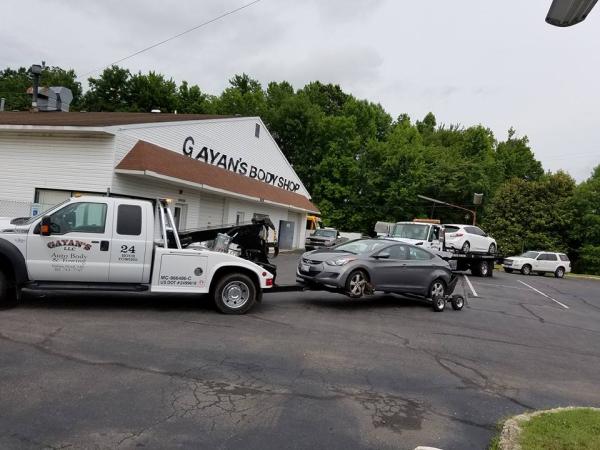 Gayan's Auto Body & Towing