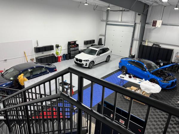 Legendary Auto Salon