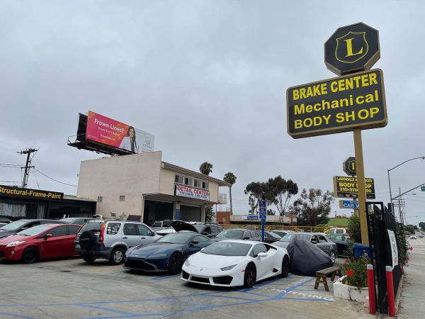 Luxe Auto Body Shop & Car Collision Repair Near Lawndale CA