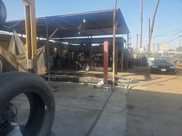 Manuel's Tire Shop