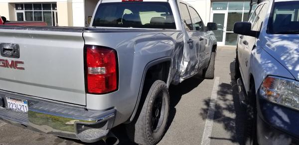 Medina's Collision Center Inc.