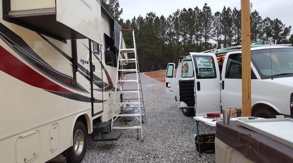 The Camper Pros / Mobile RV Repair