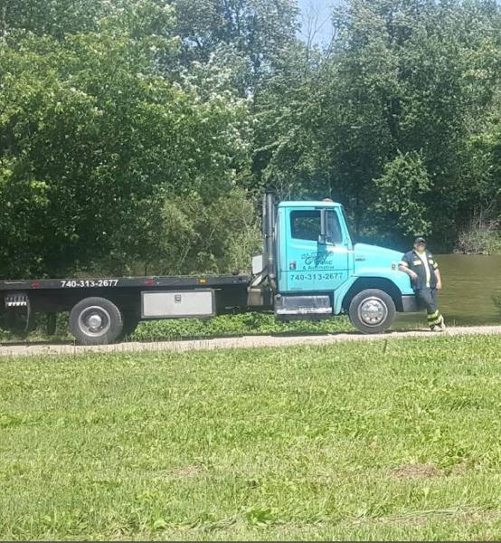 All-Season's Towing & Roadside