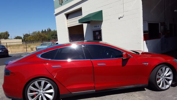 Tj's Custom Tint and Alarms