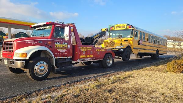 Terry's Auto Service and Towing