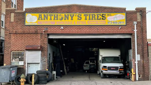 Anthony's Tires Warehouse