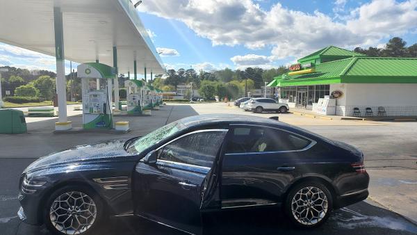 B&j's Hand Carwash & Detail