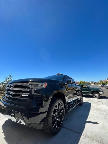 Extravagant Detailing