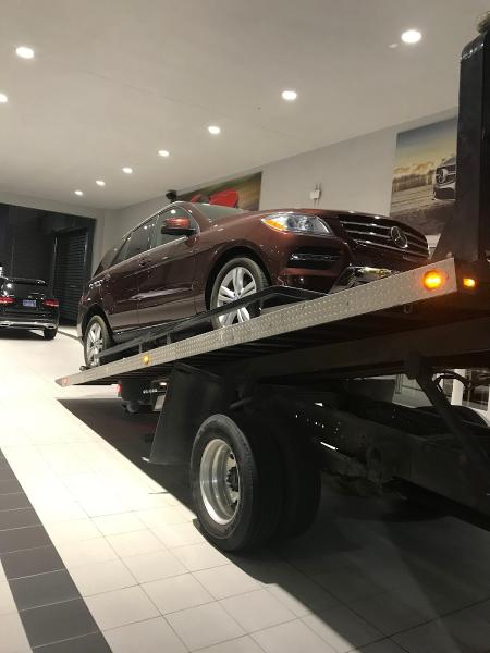 Castillo's Towing