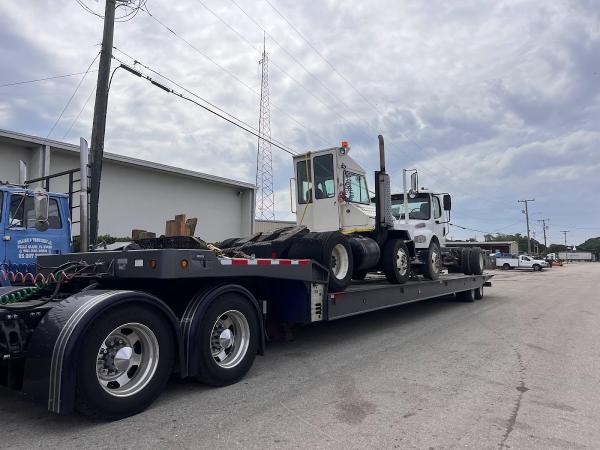 F & R Heavy Duty Towing and Transport