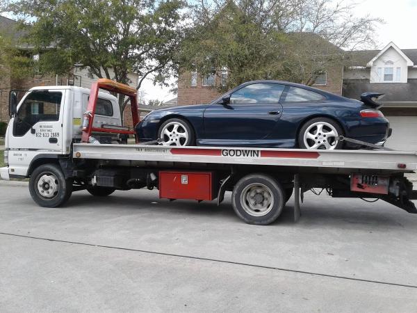 MH Towing & Roadside Assistance