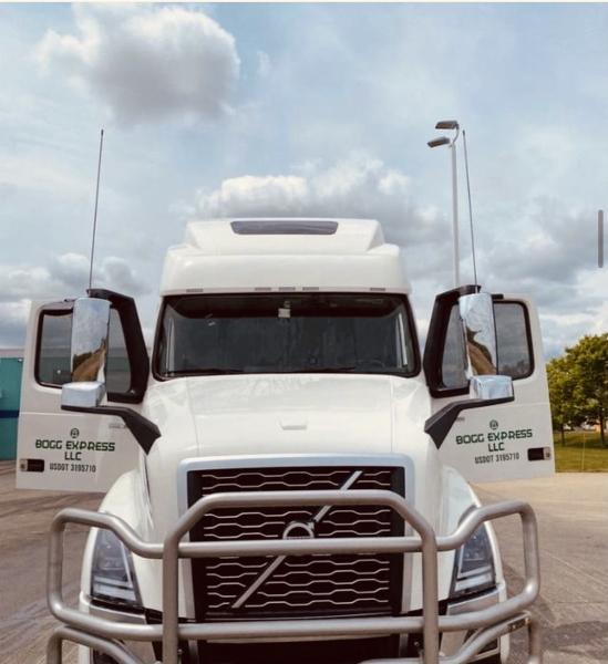 Bogg Express LLC