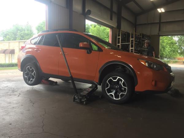 Medina's Tire Shop