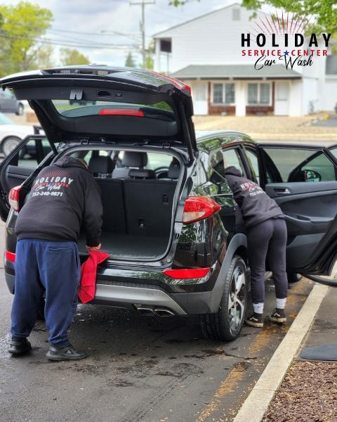 Holiday Car Wash