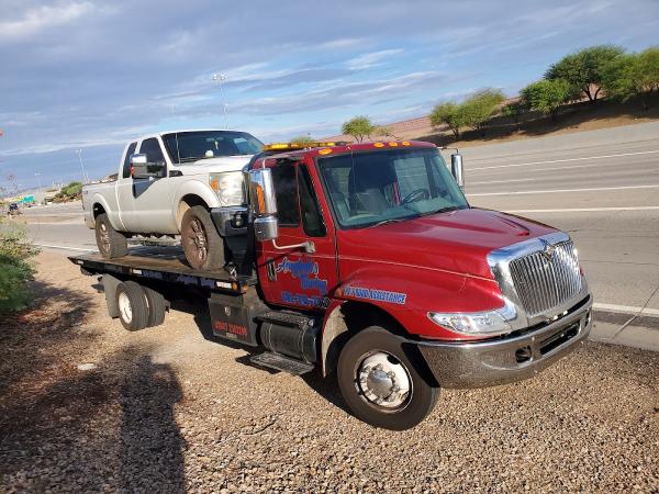 Arreglado's Towing