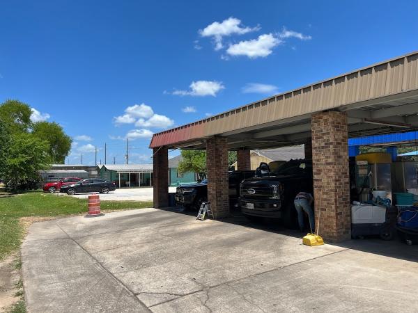 Mr Hand Car Wash