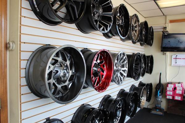 Jr's Speed and Tire Shop