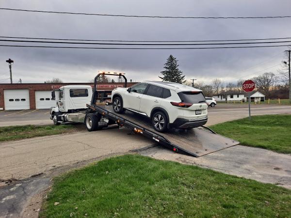 Cassatt & Son's Towing