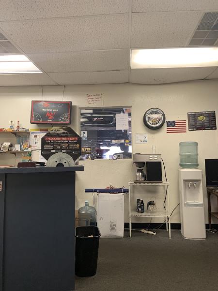 Gil's Automotive